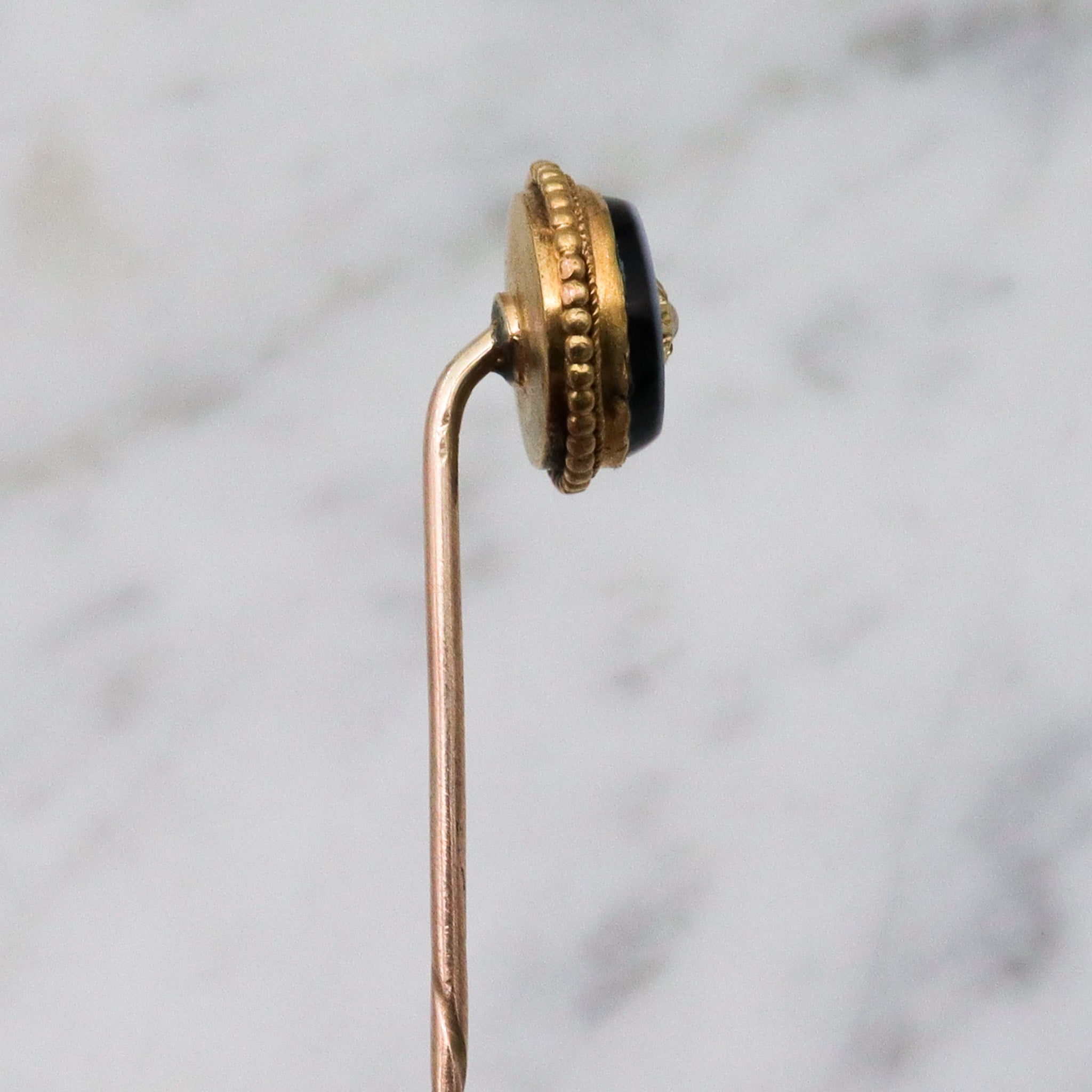 Antique Victorian agate & pearl mourning gilt metal stick pin